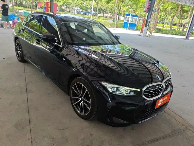 BMW 3 Series — Фото автомобиля 2