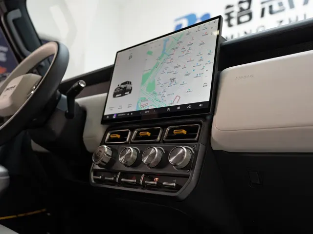 iCAR V23 — Фото автомобиля 16