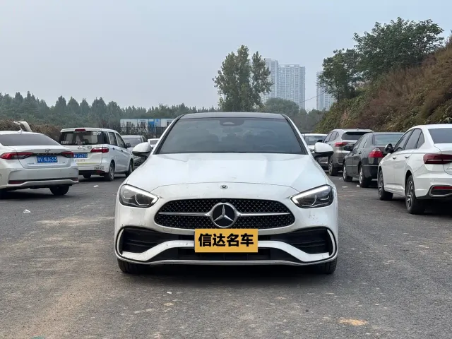 Mercedes-Benz C-Class — Фото автомобиля 2