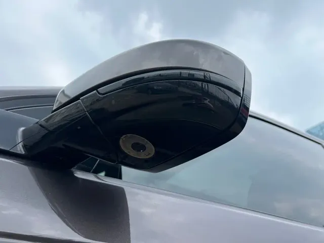 Land Rover Discovery Sport — Фото автомобиля 5