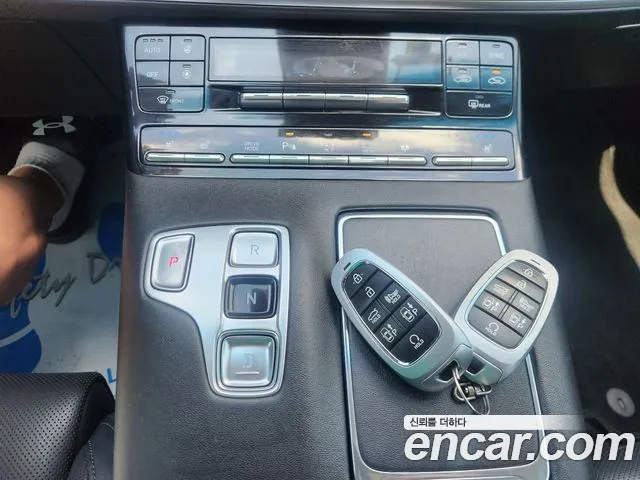 Hyundai Grandeur Grandeur (New) — Фото автомобиля 12