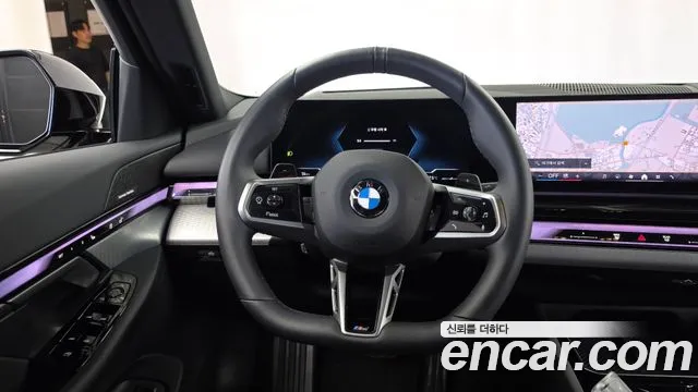 BMW 5 Series G60 — Фото автомобиля 19