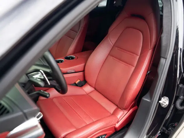 Porsche Panamera — Фото автомобиля 19