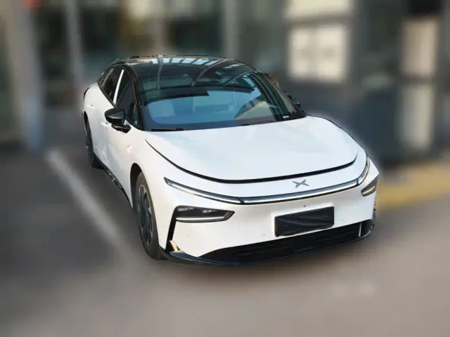 Фотография автомобиля — Xpeng P7+