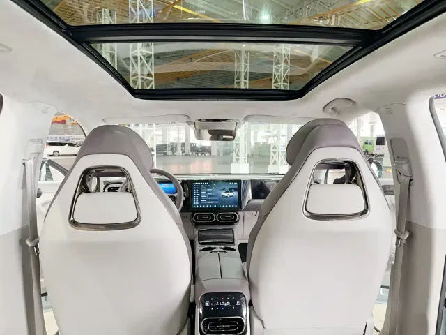 Leapmotor C11 — Фото автомобиля 18