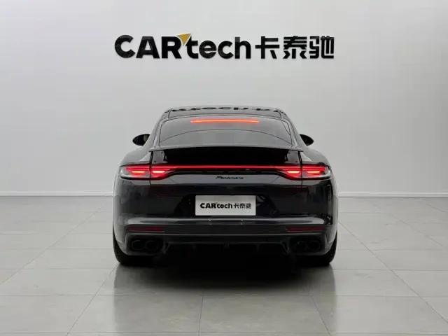 Porsche Panamera — Фото автомобиля 4
