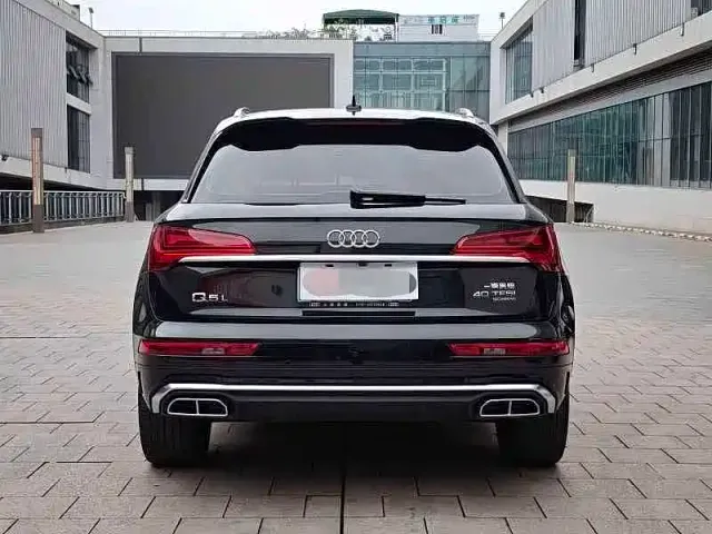 Audi Q5L — Фото автомобиля 16