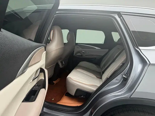 BYD Song Pro — Фото автомобиля 13