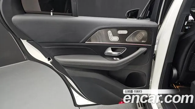 Mercedes-Benz GLE-Class — Фото автомобиля 22