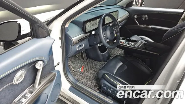 Genesis GV60 — Фото автомобиля 11