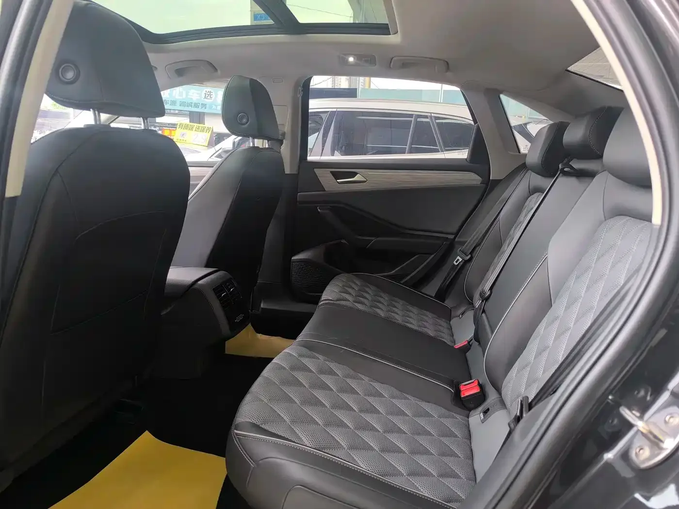 Volkswagen Sagitar 2024 300TSI DSG Surpass Edition — Фото автомобиля 5
