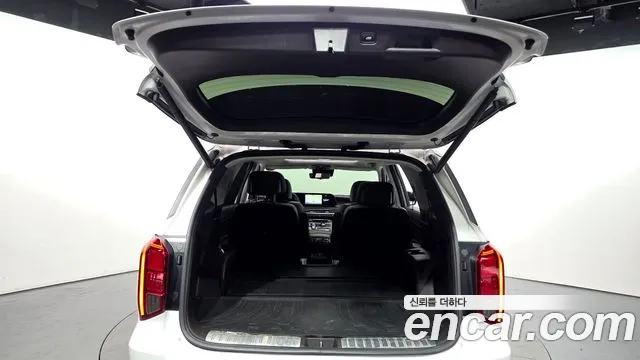 Hyundai Palisade The New Palisade Бензин 3.8 2WD — Фото автомобиля 18
