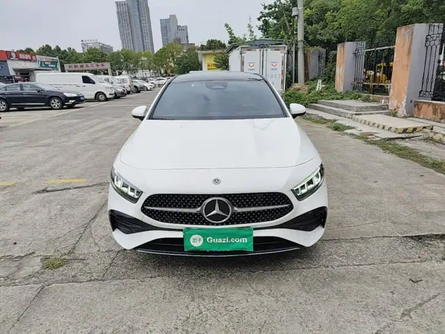 Mercedes-Benz A-Class — Фото автомобиля 2