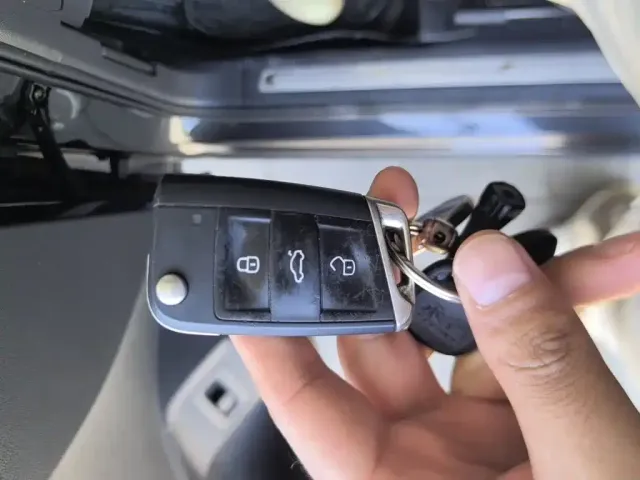 Volkswagen Tayron 2021 330TSI 2WD 3rd Anniversary Limited Edition Plus — Фото автомобиля 9