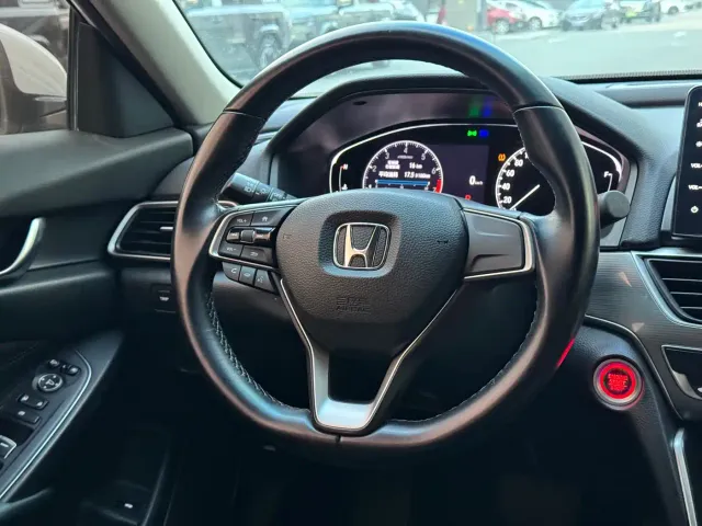 Honda Accord — Фото автомобиля 10