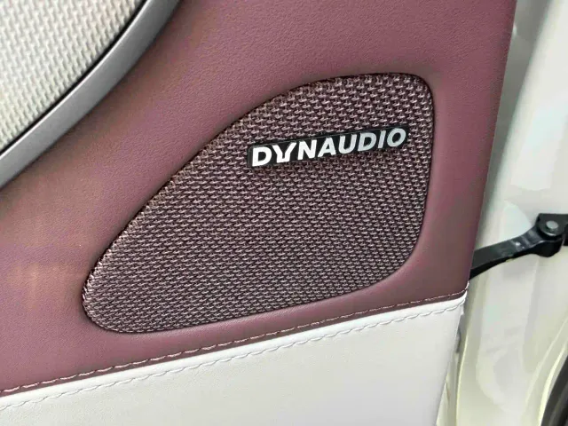 BYD Seal 07 DM-i — Фото автомобиля 12