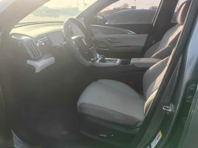 BYD Song Pro — Фото автомобиля 7