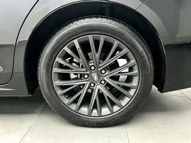 Bestune B70 — Фото автомобиля 19