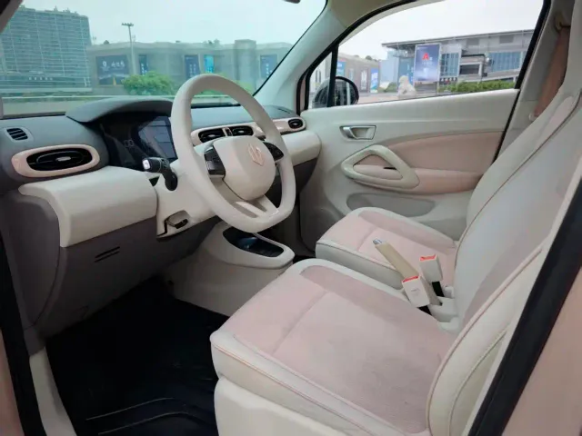 Leapmotor T03 — Фото автомобиля 7