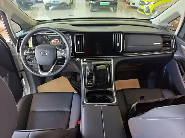 GAC Trumpchi M8 — Фото автомобиля 9