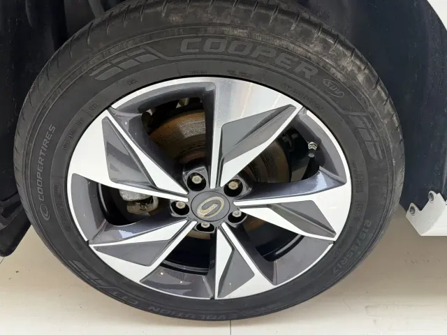 GAC Trumpchi M6 — Фото автомобиля 16