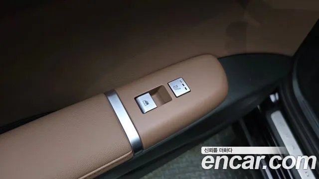 Hyundai Grandeur GN7 — Фото автомобиля 24