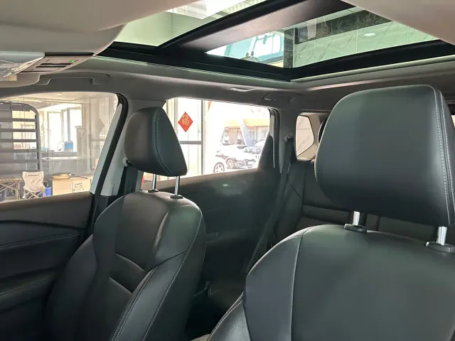 Nissan X-Trail — Фото автомобиля 5