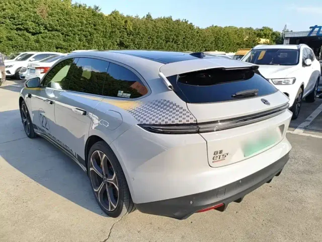 Nio ET5 Touring — Фото автомобиля 4