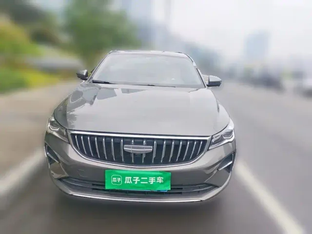 Geely Emgrand — Фото автомобиля 22