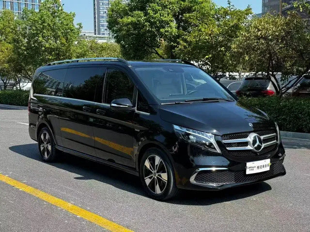 Mercedes-Benz V-Class — Фото автомобиля 3