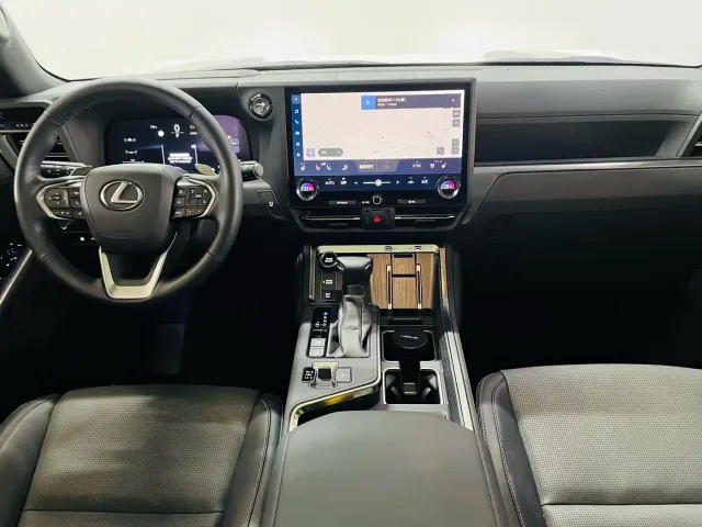 Lexus GX — Фото автомобиля 10