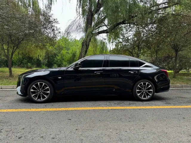 Cadillac CT5 — Фото автомобиля 4