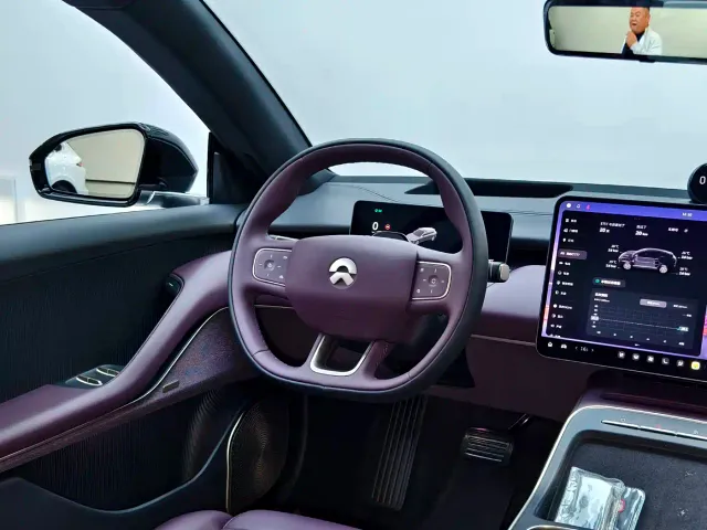 Nio ET5 Touring — Фото автомобиля 15