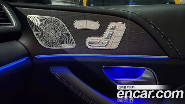 Mercedes-Benz GLS-Class — Фото автомобиля 15