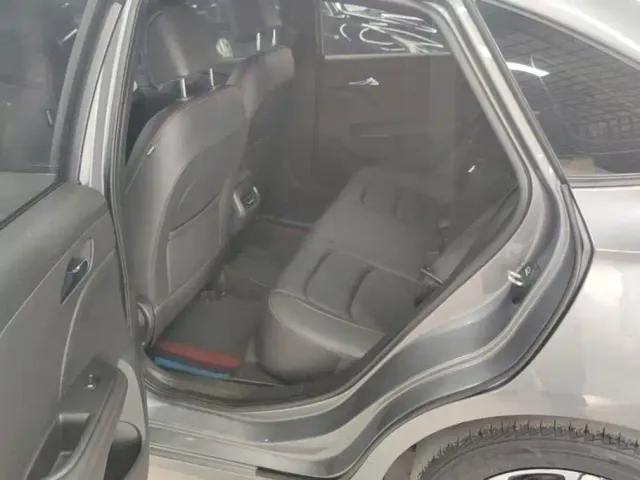 Chevrolet Monza — Фото автомобиля 11