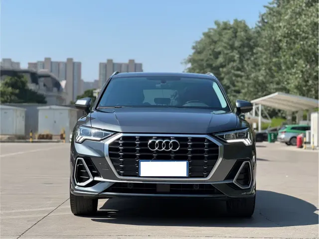 Audi Q3 — Фото автомобиля 2