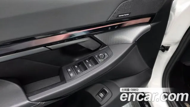 BMW 5 Series G60 — Фото автомобиля 30