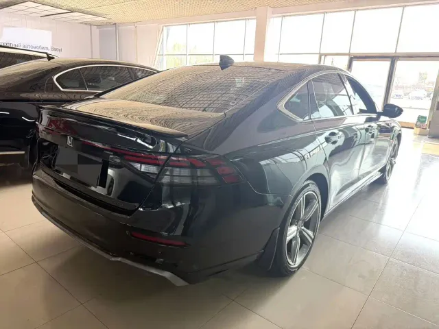 Honda Accord — Фото автомобиля 4