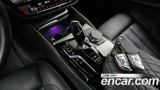 BMW 5-Series — Фото автомобиля 9