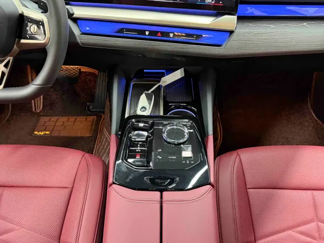 BMW 5 Series — Фото автомобиля 21