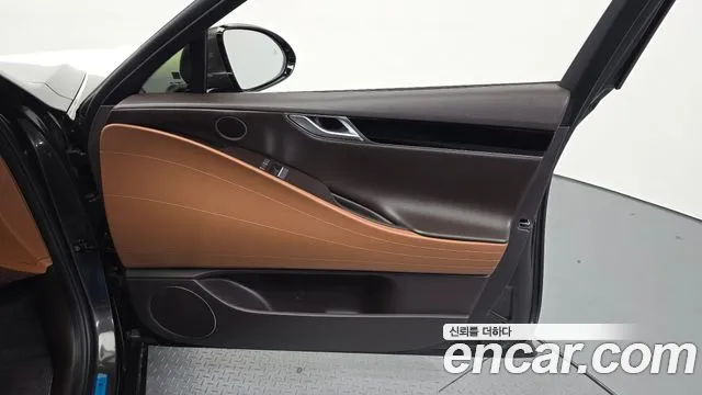 Genesis G80 RG3 — Фото автомобиля 13