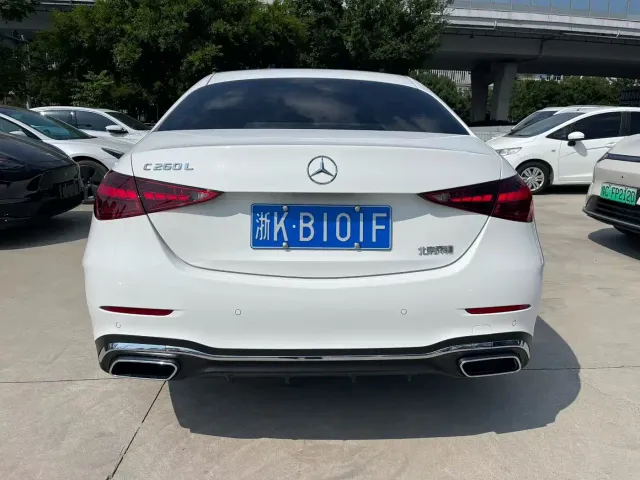 Mercedes-Benz C-Class — Фото автомобиля 3