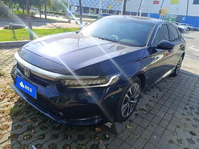 Фотография автомобиля — Honda Inspire