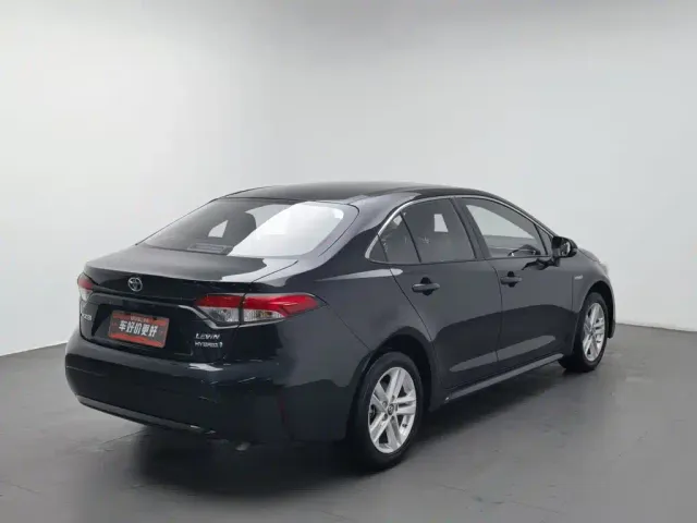 Toyota Levin 2022 Dual Engine 1.8H E-CVT Luxury Edition — Фото автомобиля 2