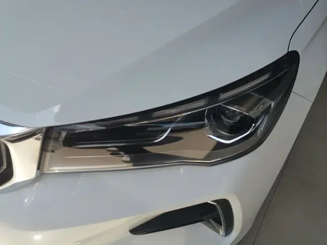 Geely Emgrand — Фото автомобиля 5