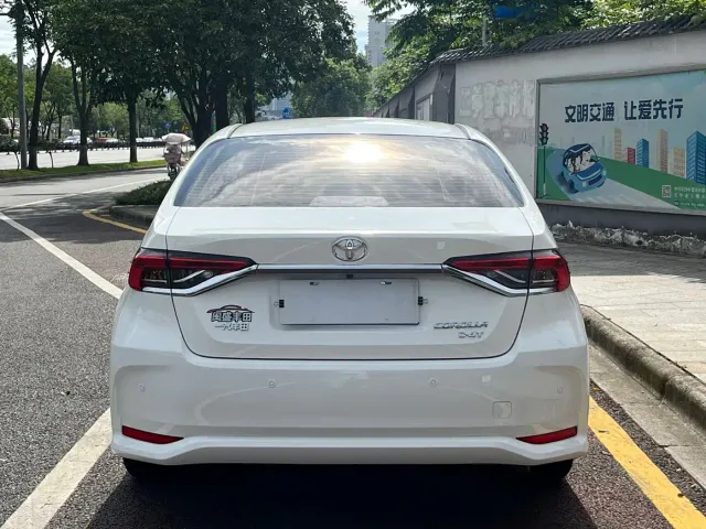 Toyota Corolla — Фото автомобиля 5