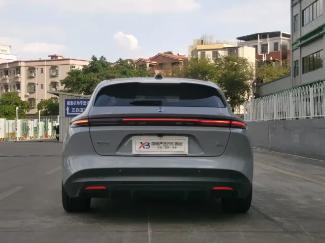 Nio ET5 Touring — Фото автомобиля 16
