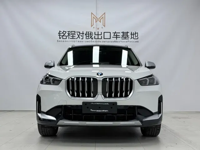 BMW X1 — Фото автомобиля 2