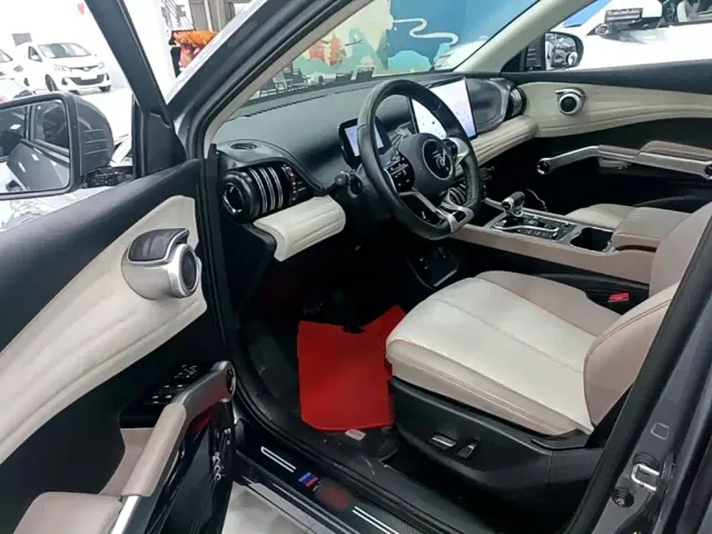 BYD Yuan PLUS — Фото автомобиля 15