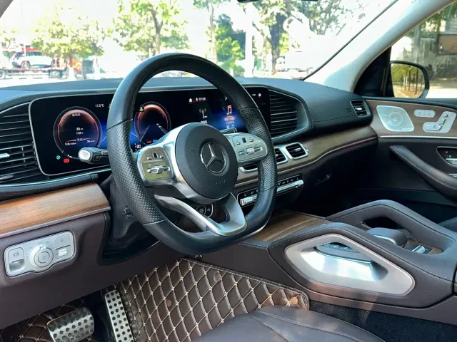 Mercedes-Benz GLS-Class — Фото автомобиля 11